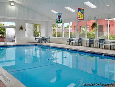 Super 8 Beachfront By Wyndham Mackinaw City, Mi Udogodnienia zdjęcie